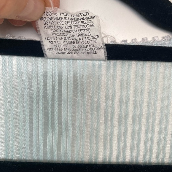 Beautiful Vintage Nightgown and Robe set - Picture 10 of 10